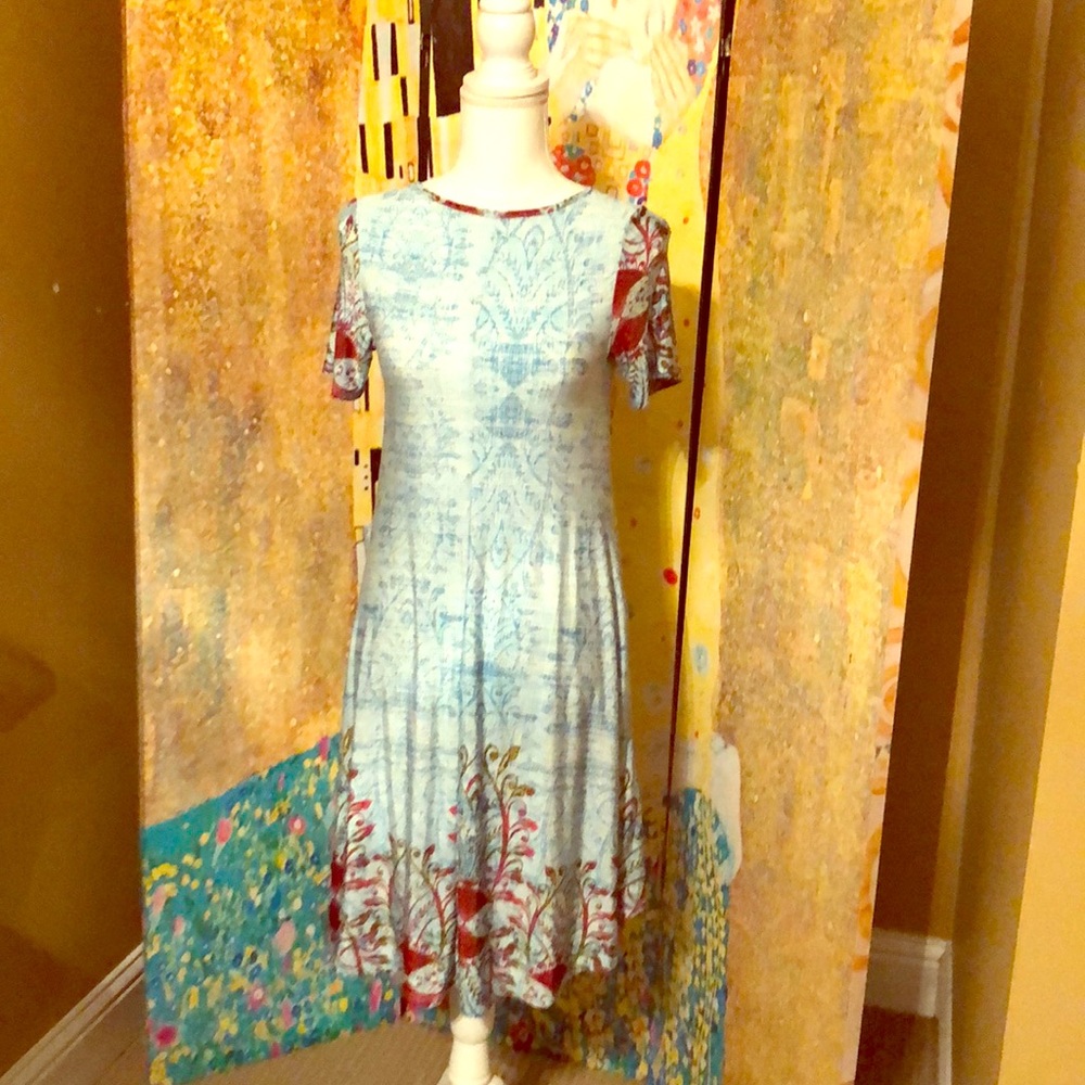 Super cute short sleeve dress